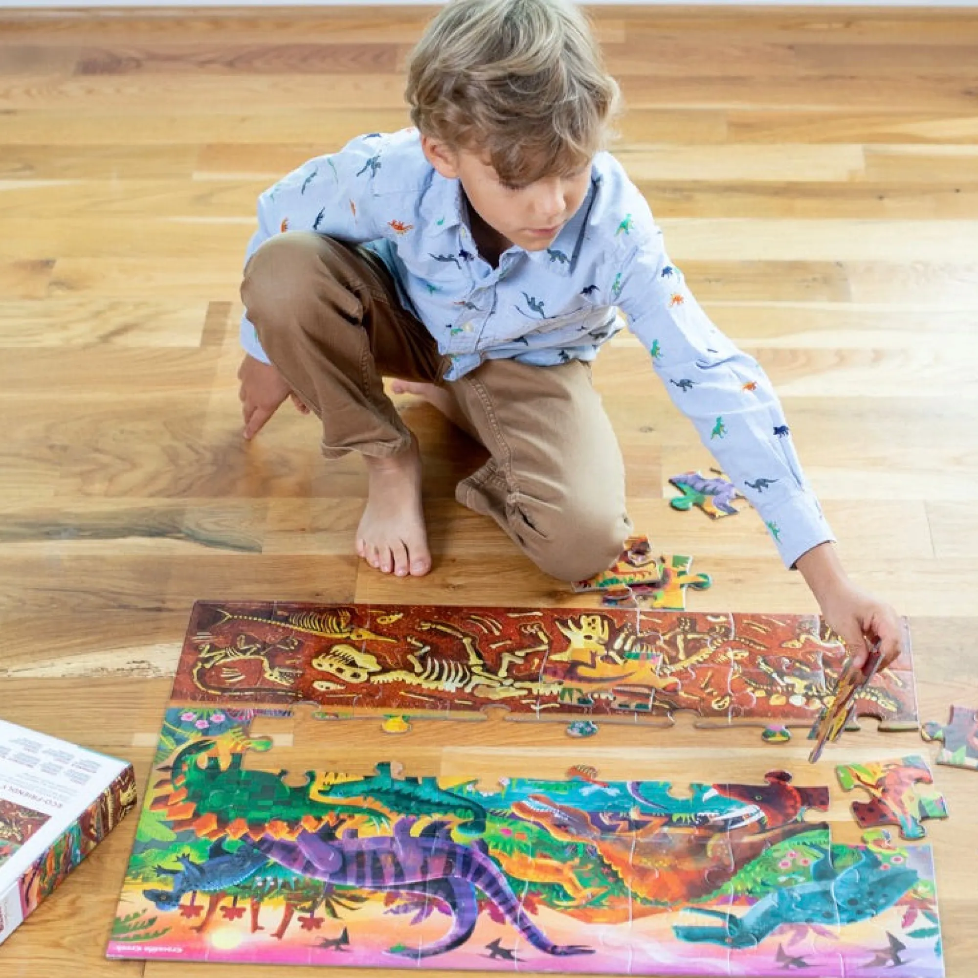 above__below__dinosaur_wo_2.webp Crocodile Creek Puzzles>Above & Below - Dinosaur World - 48 piece puzzle - 4+