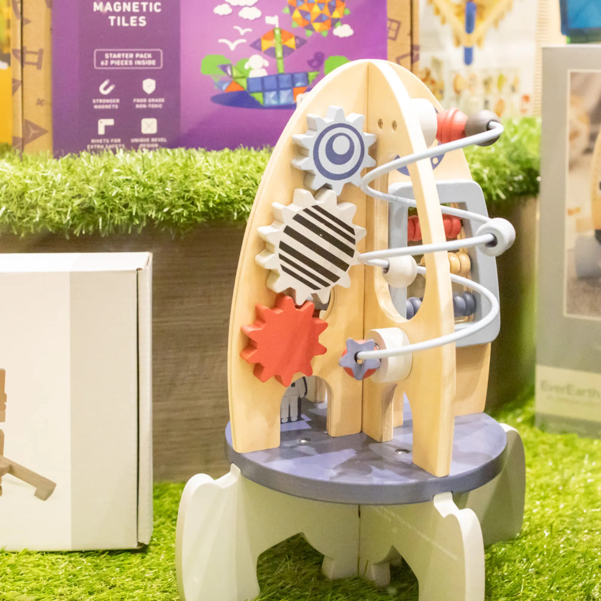 everearth__rocket_activit_1.webp EverEarth Wooden Toys | Outlet>- Rocket Activity Centre - 18M+