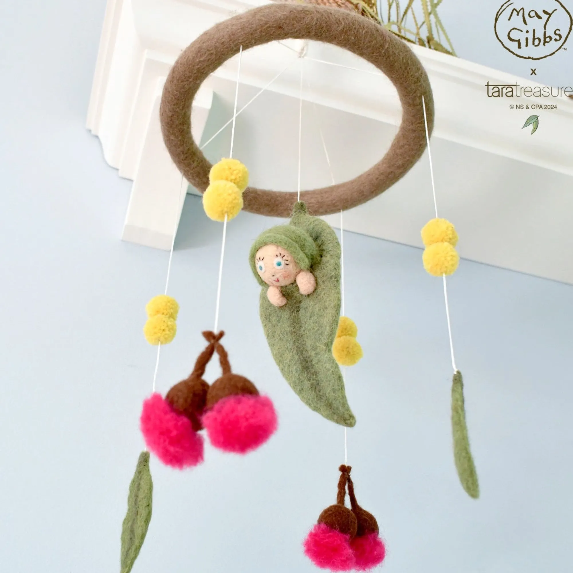 gumnut_baby_cot_mobile_0.webp Tara Treasures, May Gibbs Decor | Australian>Gumnut Baby Cot Mobile