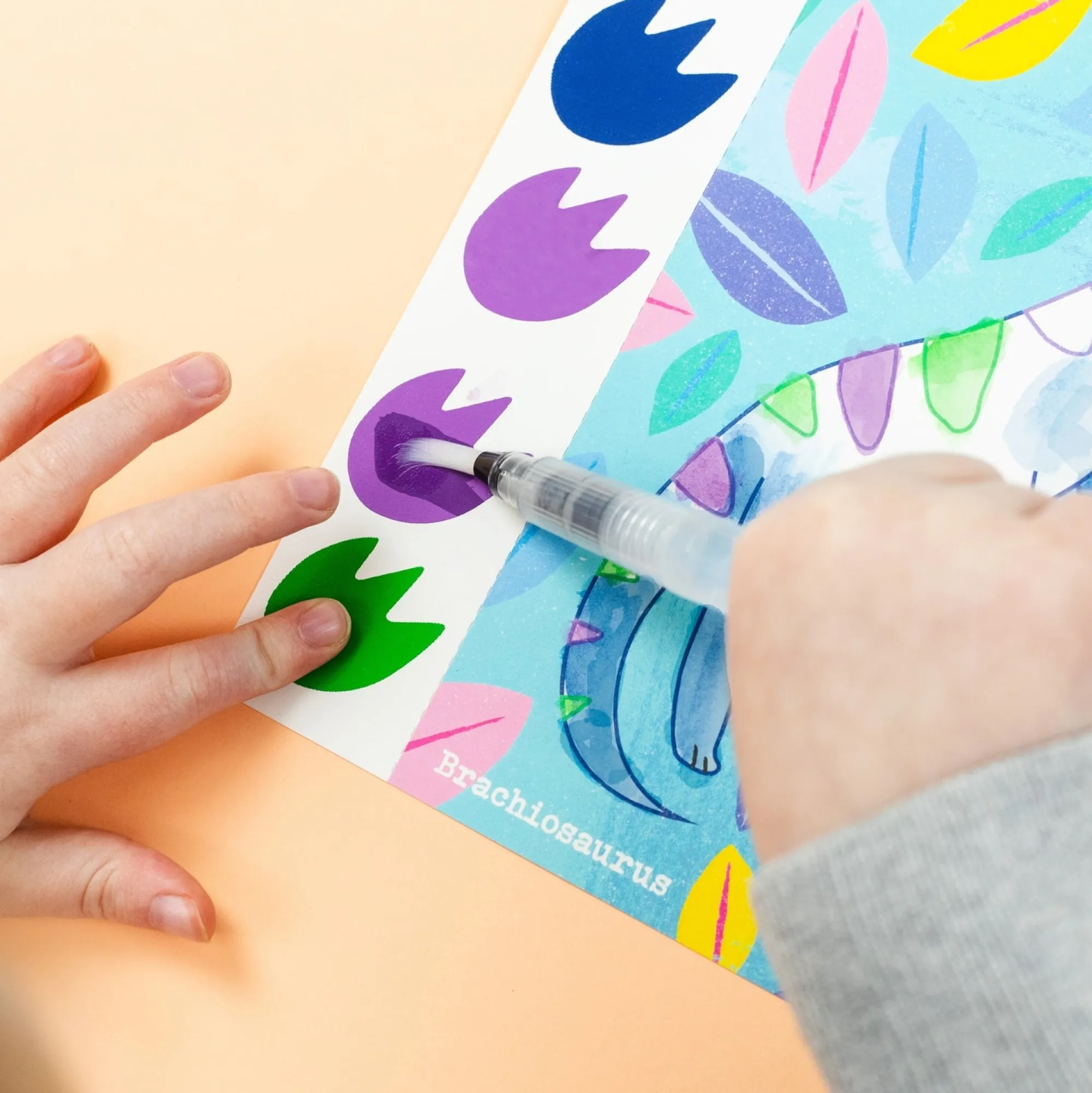 paint_a_picture_set__dino_0.webp Tiger Tribe Travel | Art & Craft>Paint a Picture Set - Dinosaurs - 4+