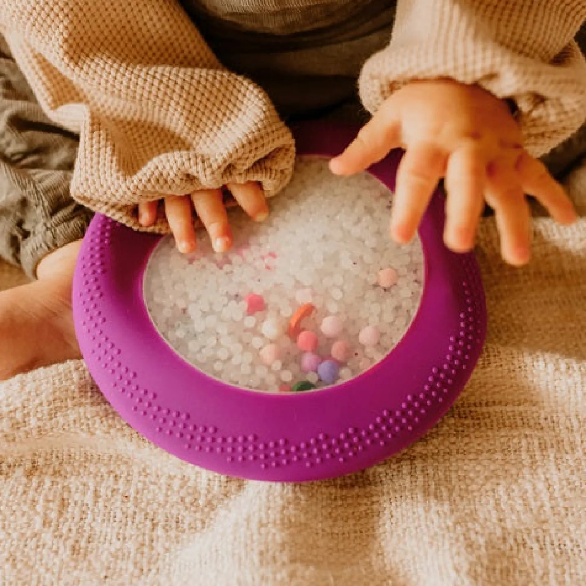 peekaboo_sensory_bag__m___0.webp Jellystone Travel | Sensory>Peekaboo Sensory Bag - 18M+ (3 styles)