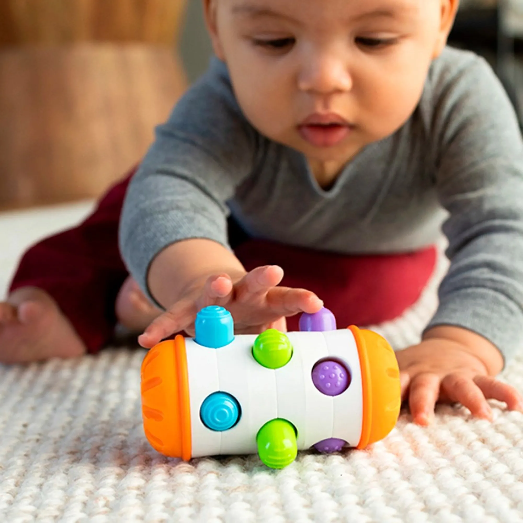 rolio__m_4.webp Fat Brain Toy Co Travel | Baby>ROLIO - 6M+