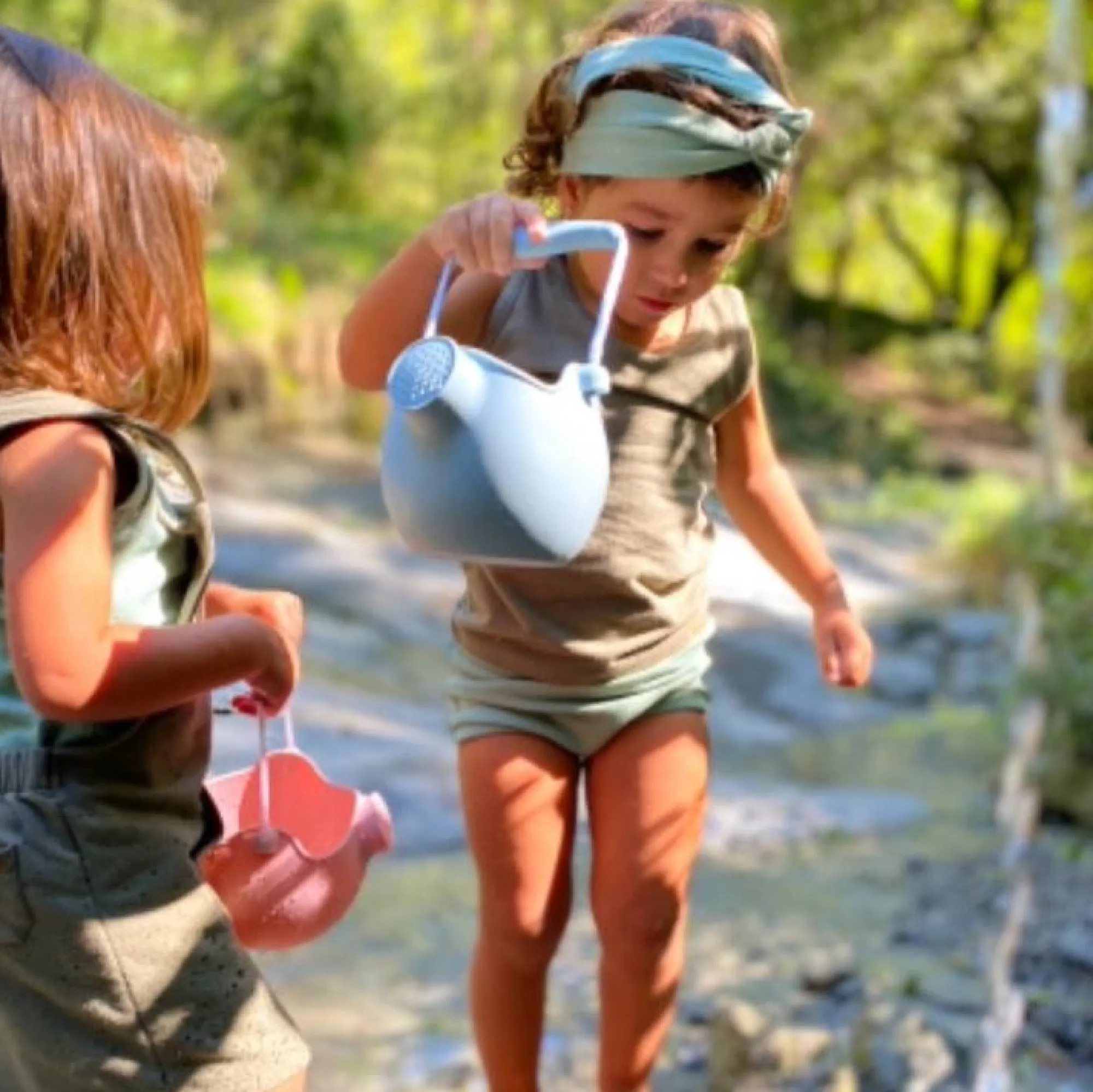 scrunch_watering_can__m___5.webp Scrunch Travel | Beach>Watering Can - 12M+ (5 Colours)