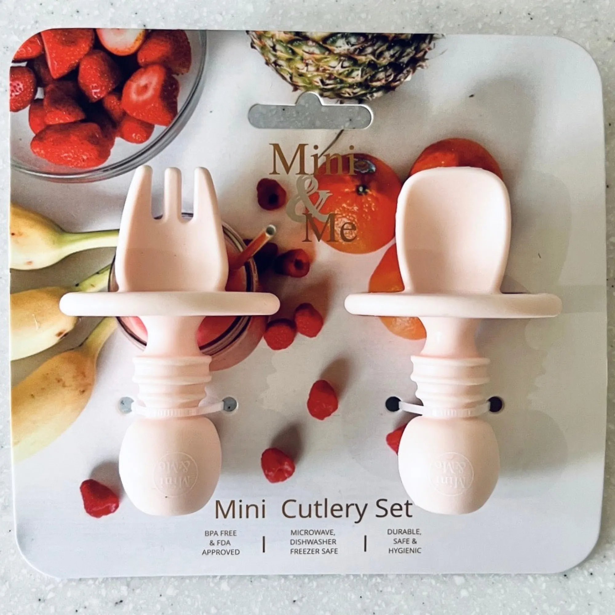 silicone_cutlery_set__mar_0.webp MIni & Me Feeding & Hydration>Silicone Cutlery Set - Marshmallow - 4M+