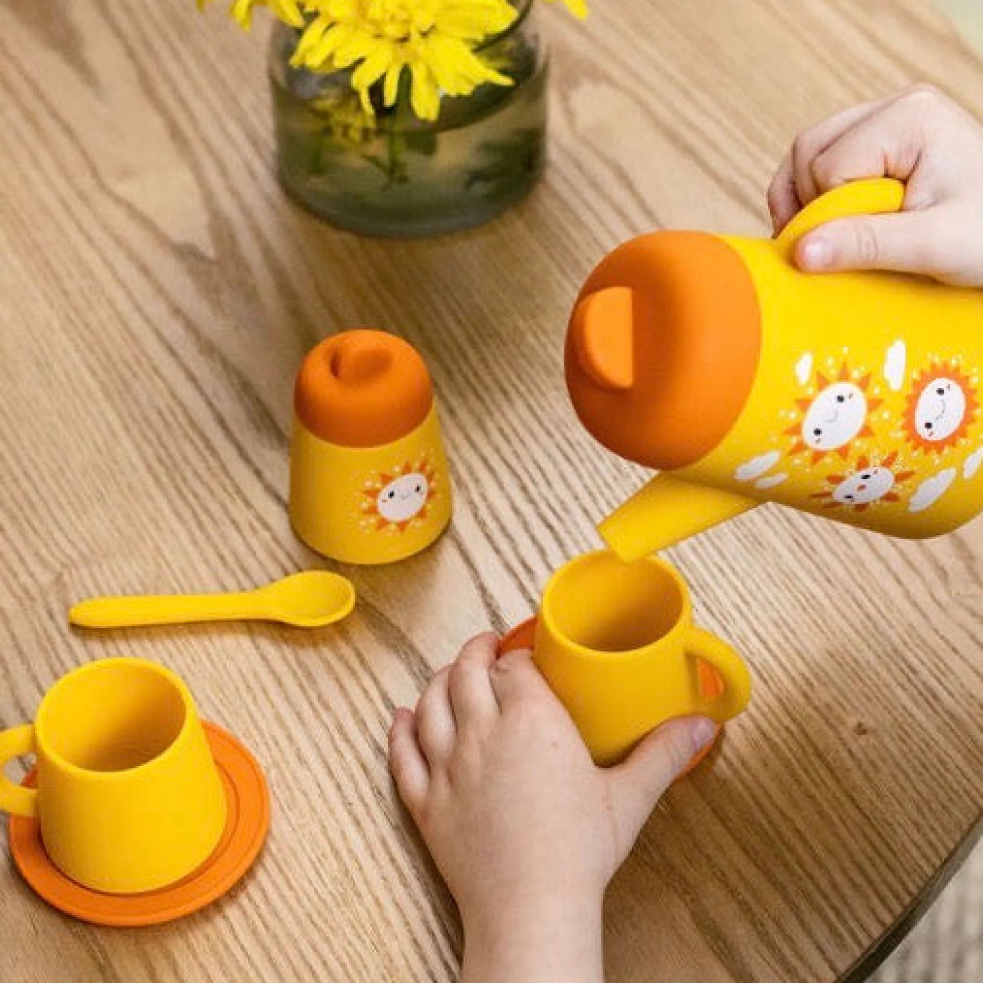 silicone_tea_set__sunny_d_3.webp Tiger Tribe Pretend Play | 1st Birthday>Silicone Tea Set - Sunny Days - 12M+
