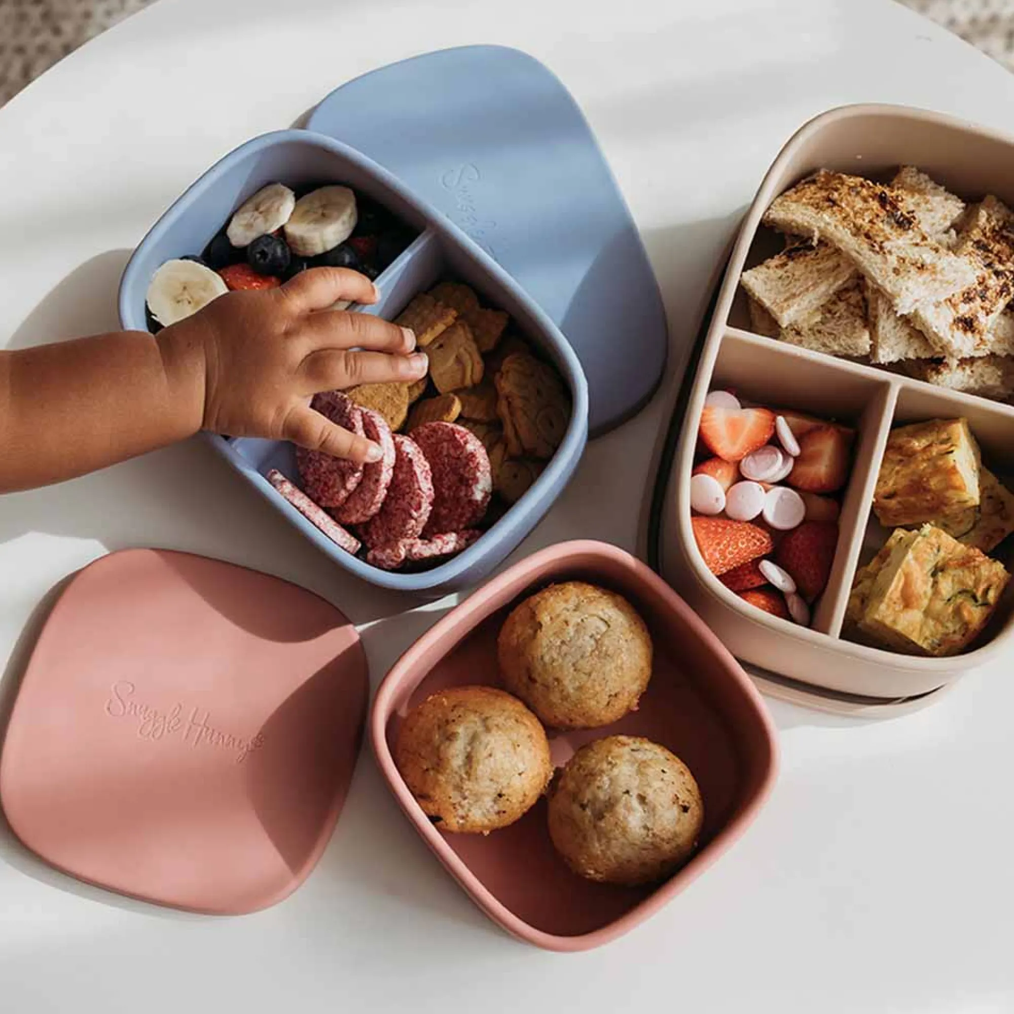 snuggle_hunny__silicone_s_5.webp Snuggle Hunny Feeding & Hydration | Outlet>- Silicone Snack Boxes - 4 colours
