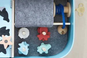 The Wonderful Little Suitcase Company Travel | Eco>The Wonderful Little Suitcase - Ocean Lover - 3+ (store sample very good condition)