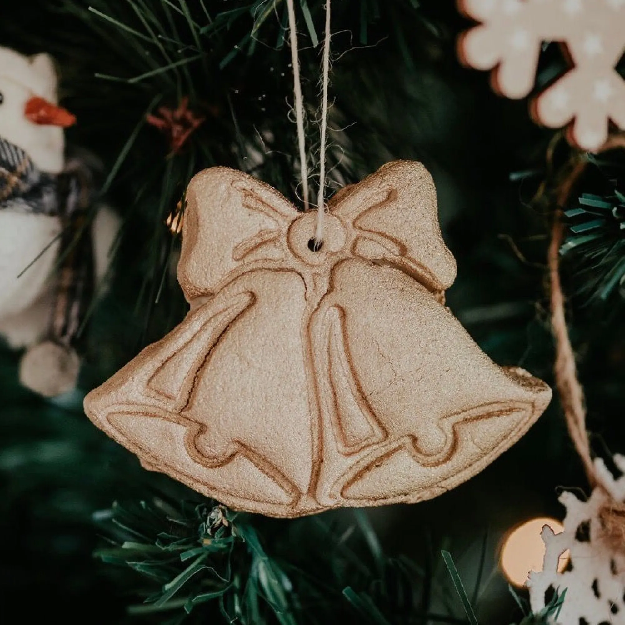xmas_bell_eco_cutter_1.webp Kinfolk Christmas>Xmas Bell Eco Cutter