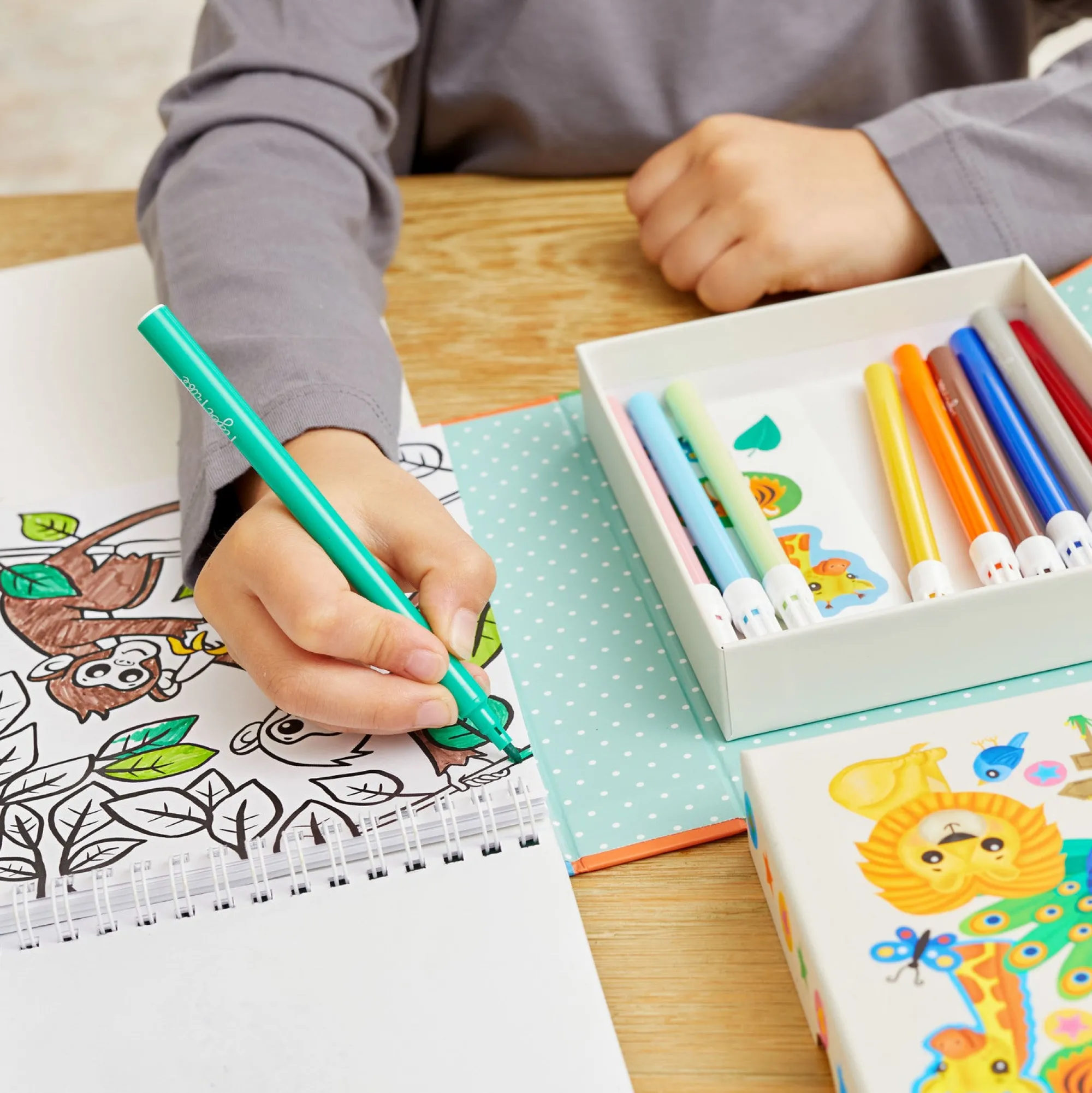 zoo_colouring_set___6.webp Tiger Tribe Travel | Art & Craft>Zoo Colouring Set - 4+